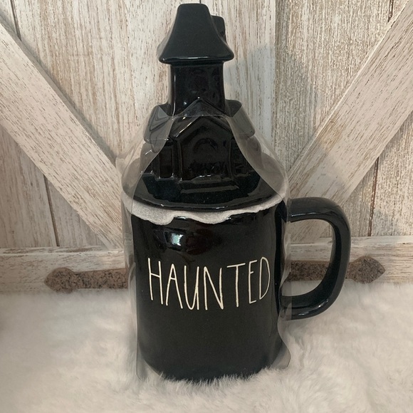 Rae Dunn Haunted Mug with Topper - Picture 1 of 4